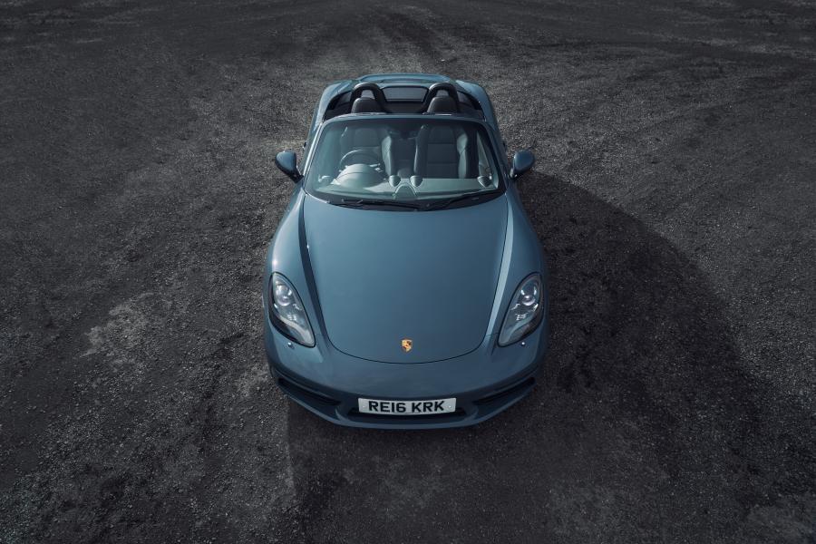  Porsche 718 Boxster 2016 года  (UK) (фото 19 из 30)